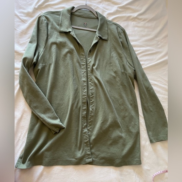 Isaac Mizrahi Green Button Down Shirt Casual Top - Picture 1 of 4